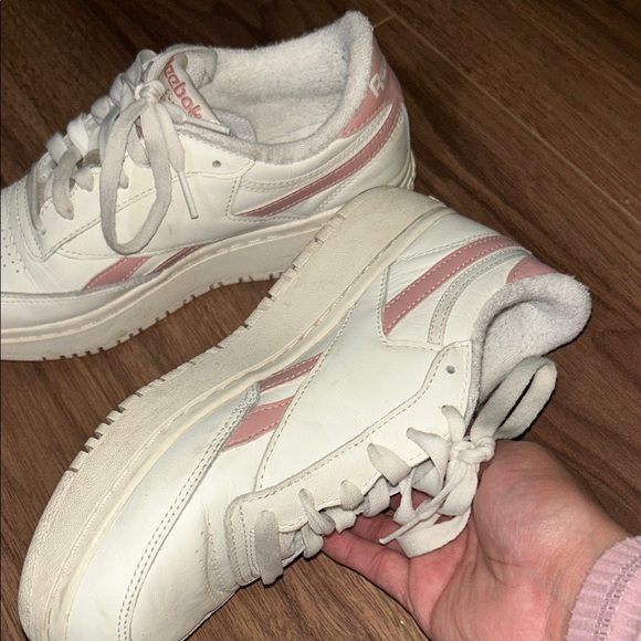 Reebok Classic White and Pink Shoes - Picture 3 of 5